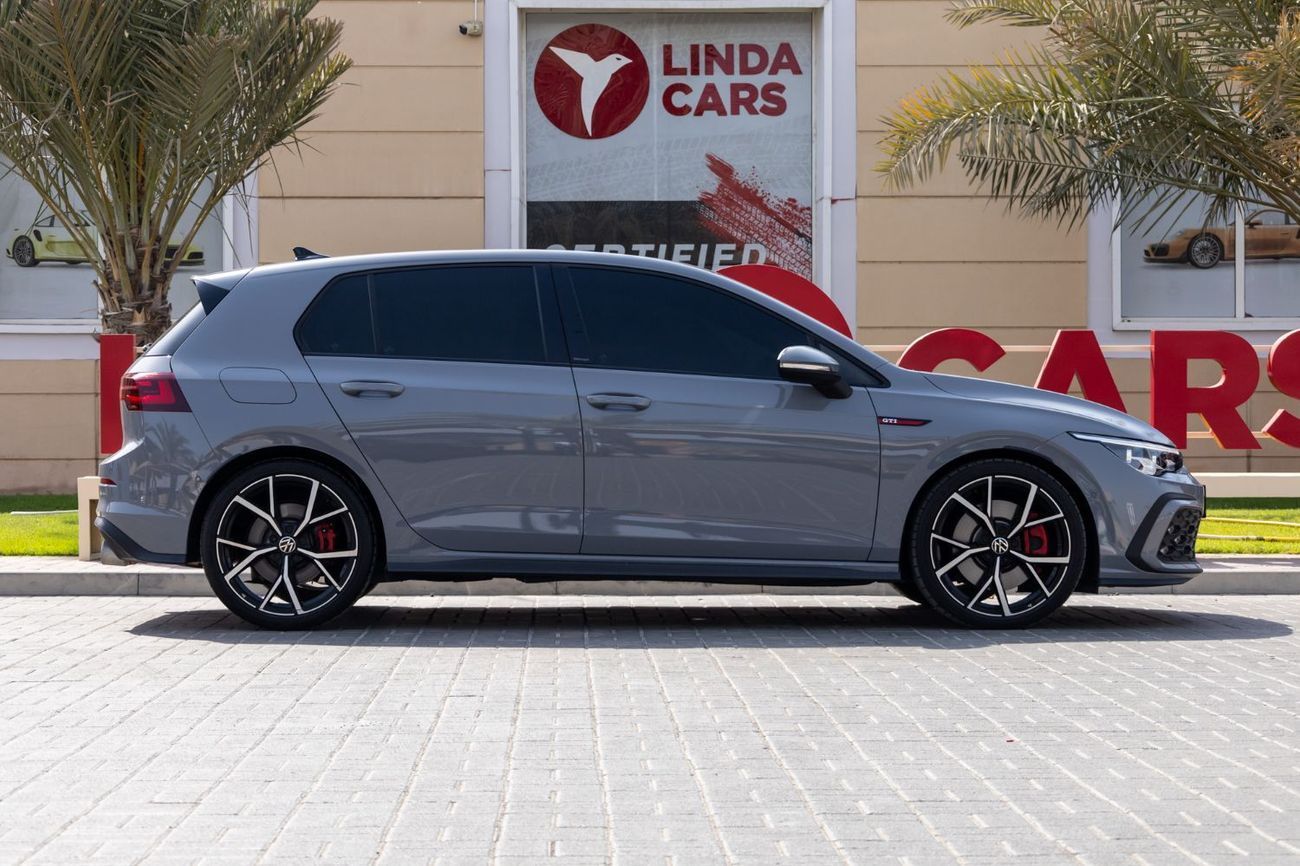 فولكس واجن جولف GTI Sport 2.0T