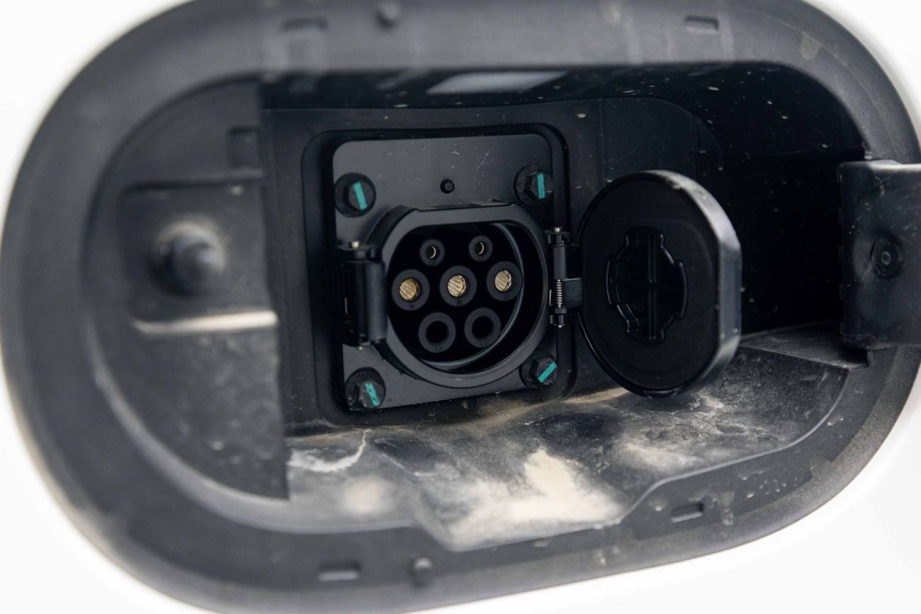 BYD QIN PLUS DM-i Lead Version 1.5L - White Inside Beige | Export Only