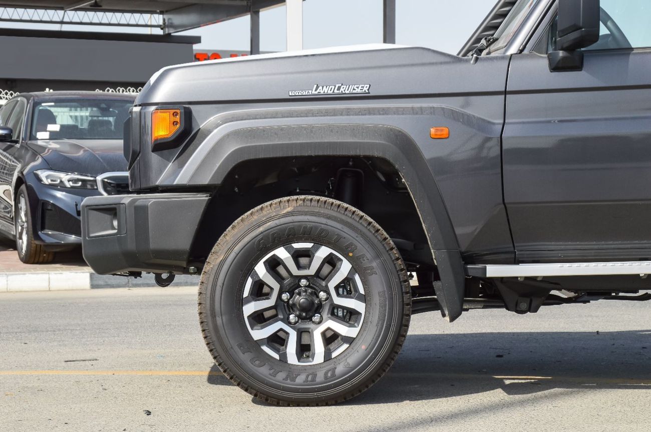 Toyota Land Cruiser Pick Up TOYOTA LAND CRUISER 79 SERIES 4.0L V6 4WD DOUBLE CAB PICKUP 2024