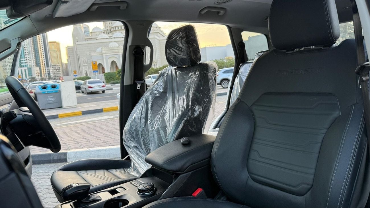 فورد ايفرست Trend 2.0 Liter Bi- Turbo Right Hand Drive