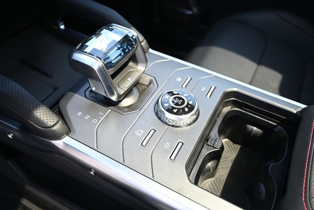 Jetour T2 Luxury EMI 1,820 AED - JETOUR T2 2025 - TRAVELER PLUS - WELL MAINTAINED