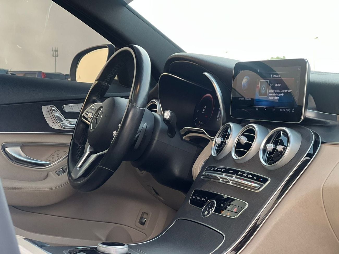 مرسيدس بنز C 300 STD (NON GCC)