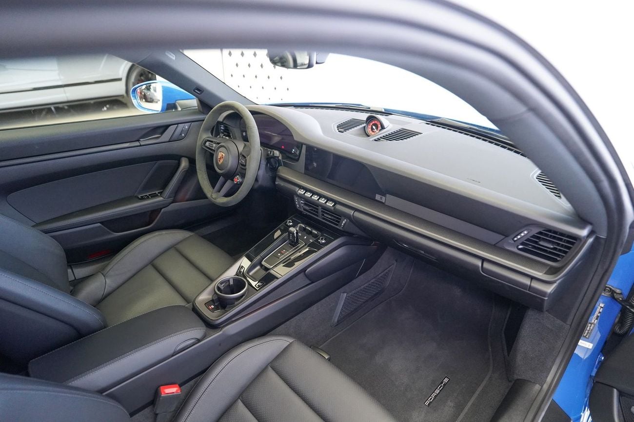 بورش 911 Carrera 3.0L (444 HP) Coupe