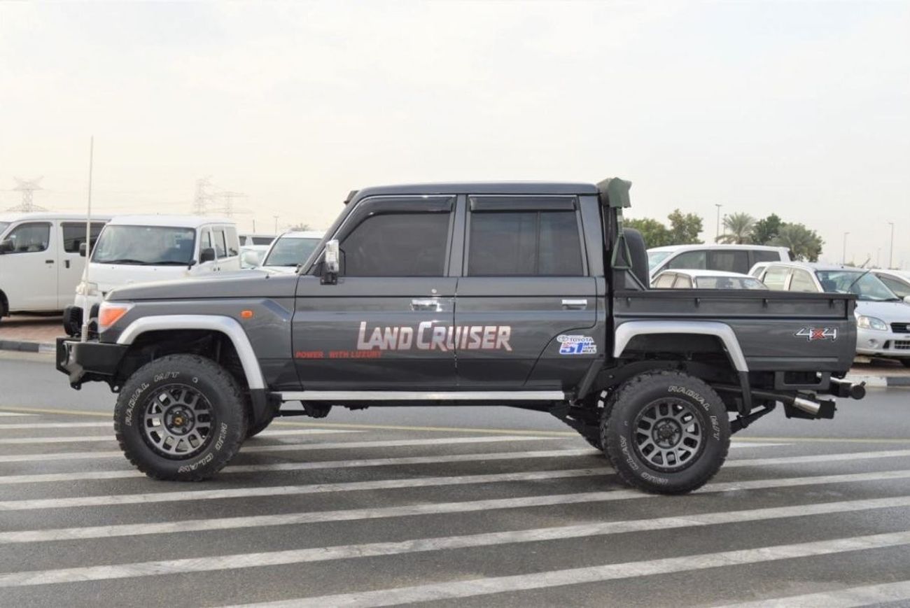 Toyota Land Cruiser Pick Up Full option clean car