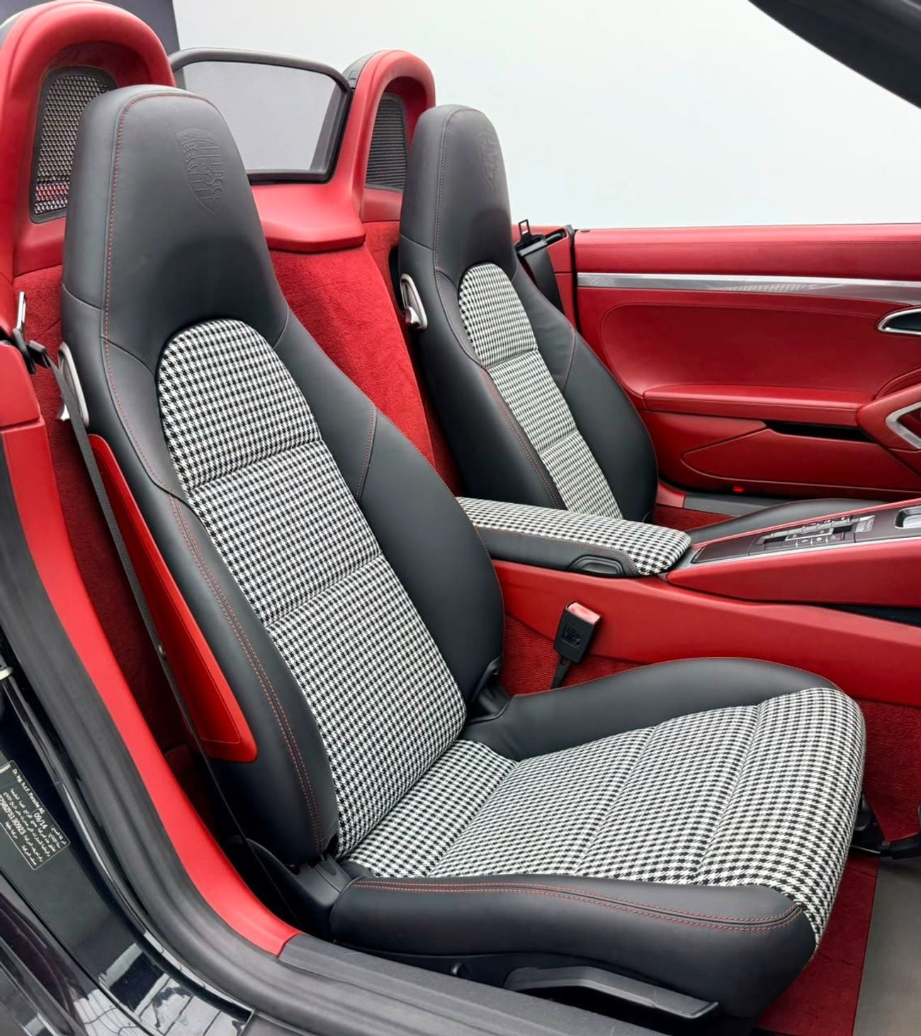 بورش بوكستر 718 2015 Porsche 718 Boxster S, Full Porsche Service History, Fully Loaded, Excellent Condition, GCC