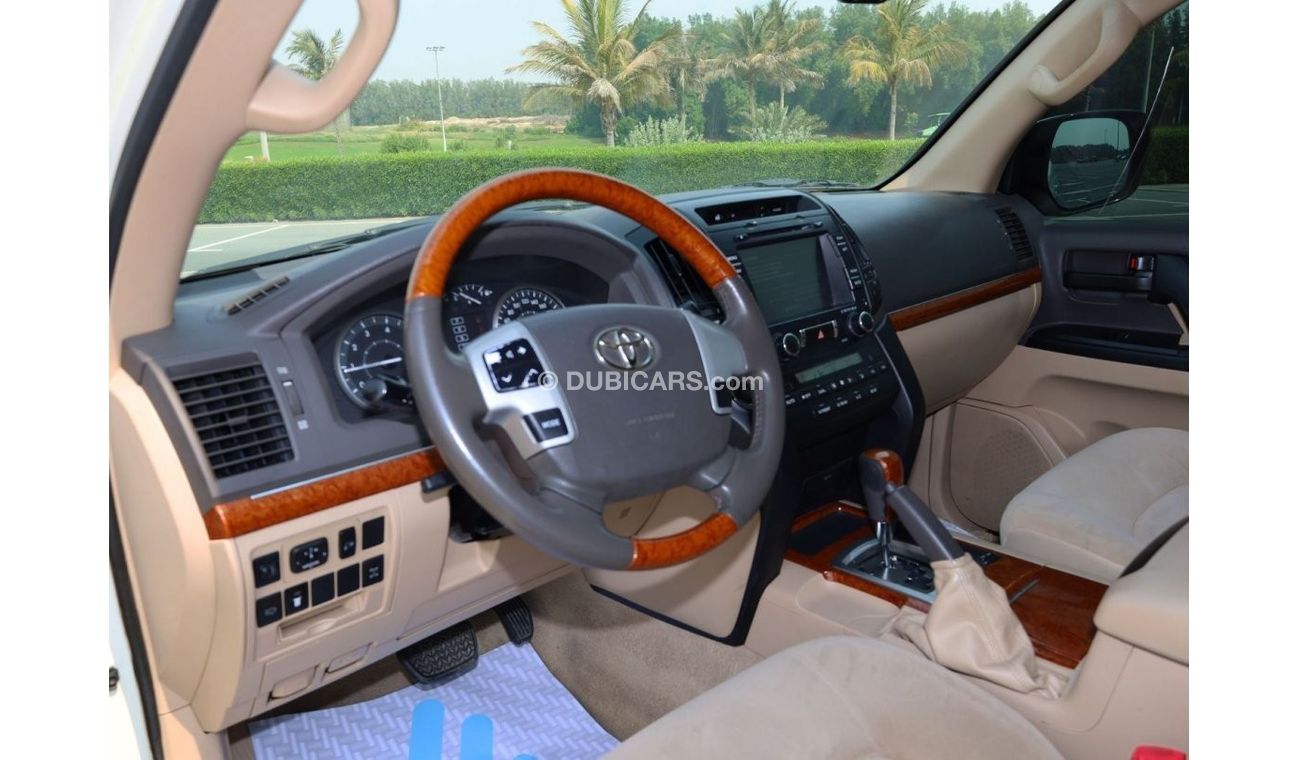 Toyota Land Cruiser 2013 EXR 4.0L V6 A/T PETROL | EXCELLENT CONDITION | READY TO DRIVE | GCC SPECS