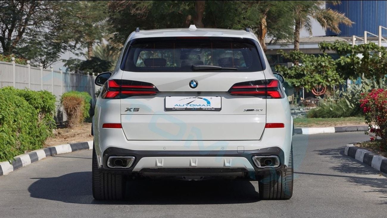 بي أم دبليو X5 M xDrive 40i 3.0T GCC 2025 0Km With 2 Years Warranty & 3 Years Service @Official Dealer
