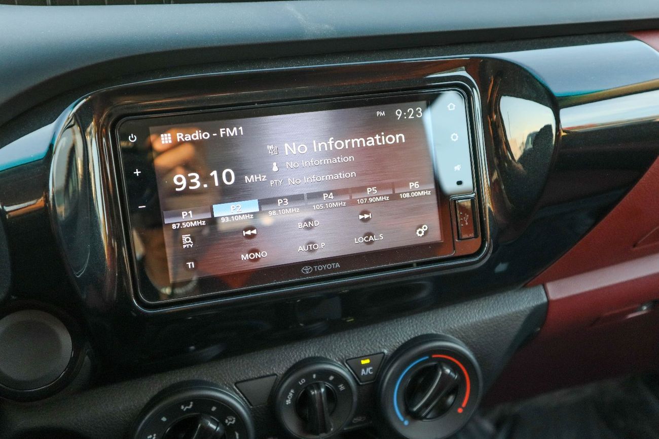 Toyota Hilux 2024 Toyota Hilux (TGN121) 2.7L 4×2 RWD