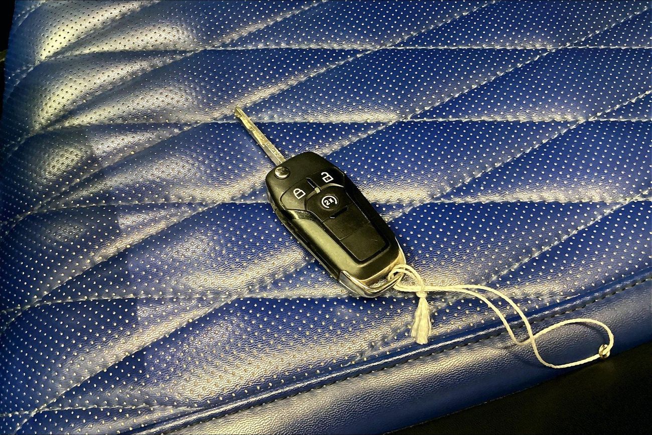 Ford F 150 Raptor Mid - Super Crew | Guaranteed Warranty | 0 Down Payment