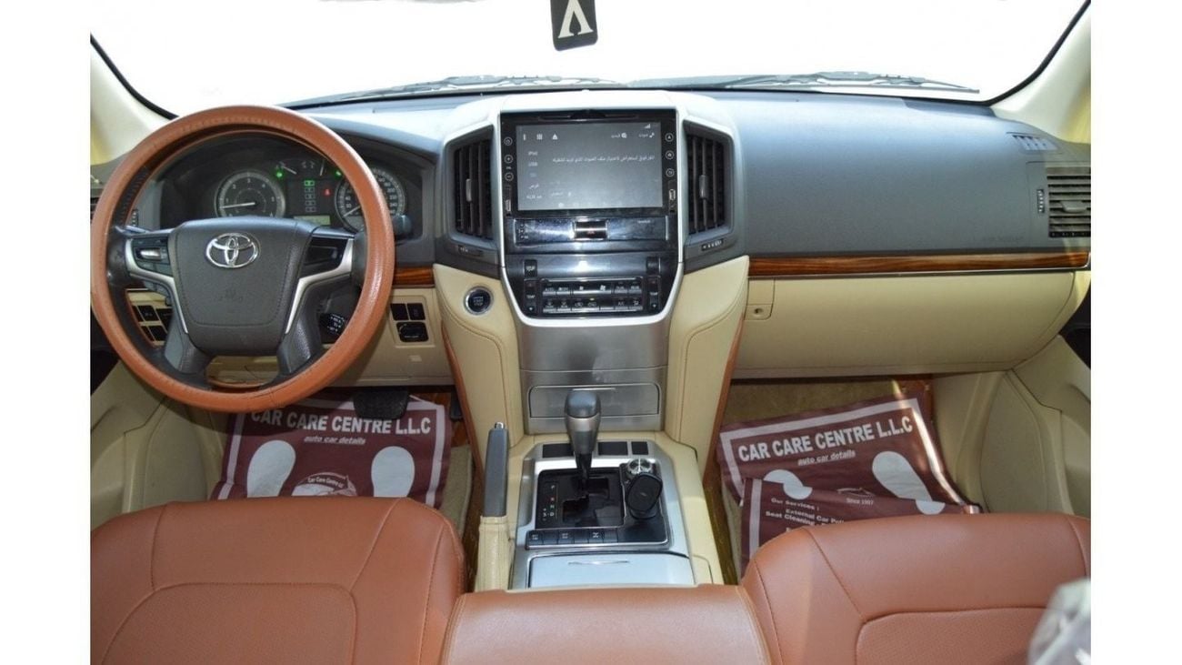 تويوتا لاند كروزر GXR