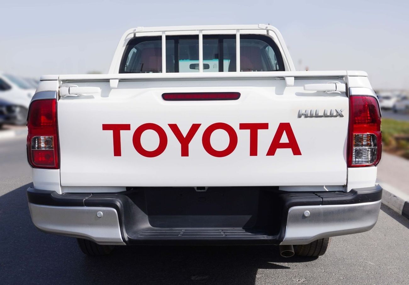 تويوتا هيلوكس HILUX 2.7L 4X2 A/T