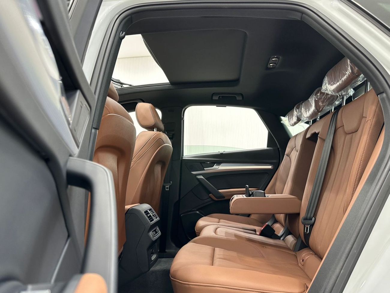 Audi Q5 *Brand New* 2023 Audi Q5 S-Line Quattro, Oct 2026 Audi Warranty, Full Options, GCC