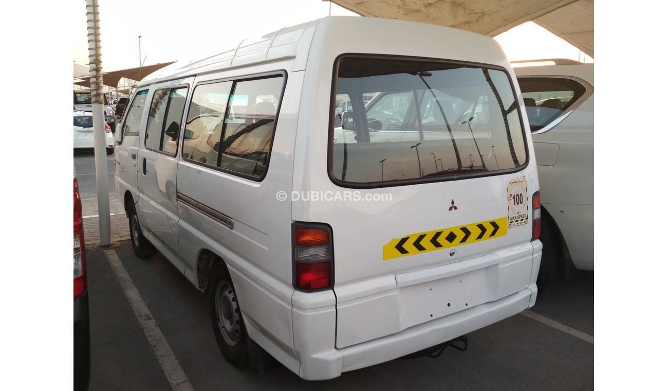 Mitsubishi L300 BUS WHITE 2013 GCC NO ACCIDENT PERFECT