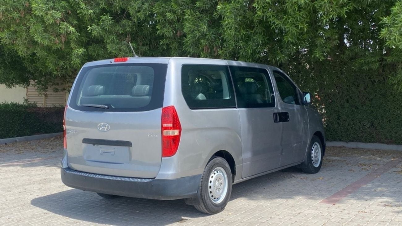 Hyundai H-1 Base ‏خليجي