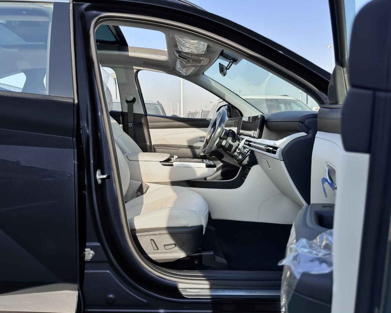 هيونداي توسون HYUNDAI TUCSON 1.6T - 2027 MODEL - GCC SPECS - DARK BLUE COLOR