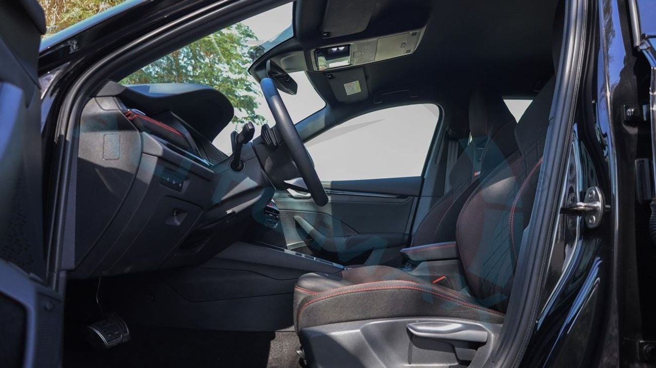 Skoda Octavia (For Export , НА ЭКСПОРТ) VRS 2.0T FWD GCC 2025 Без пробега