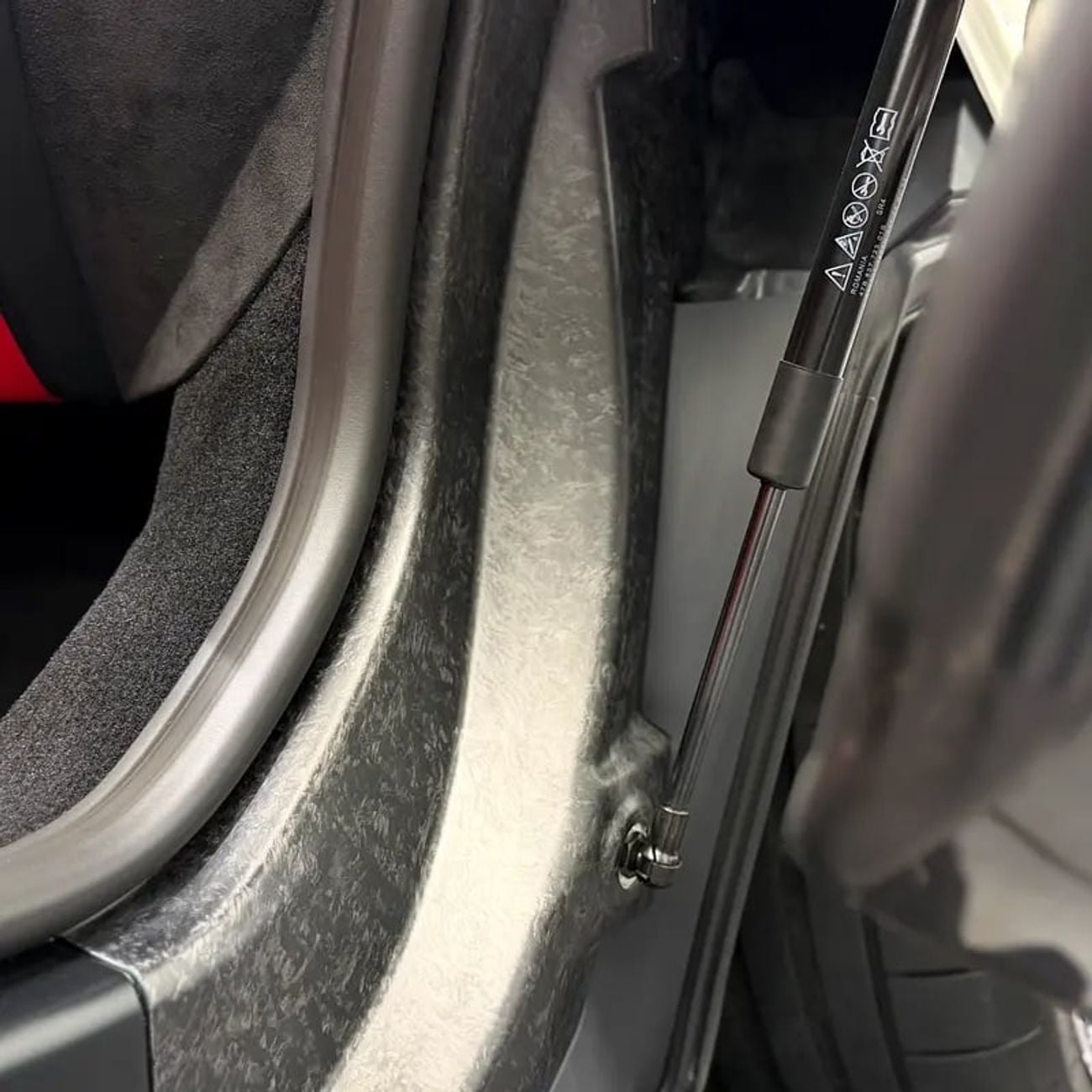 Lamborghini Revuelto PEARL WHITE