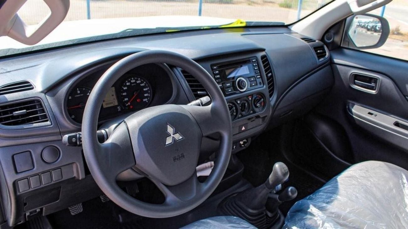 ميتسوبيشي L200 Mitsubishi/L200 D DC 4WD/L2G37 2.5L GL 6 SEATS DID MT ( export only )
