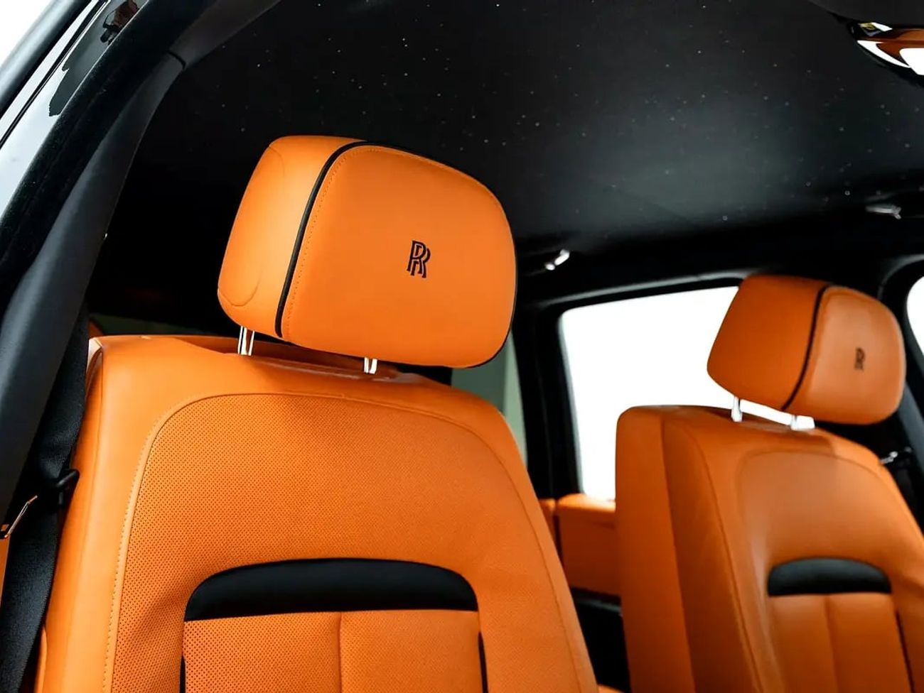 رولز رويس كولينان | Black Badge | GCC Spec | With Warranty and Service Contract