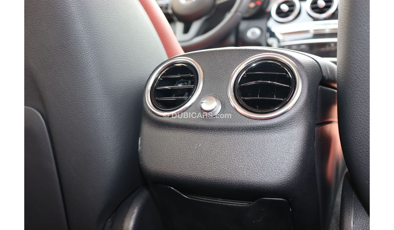 Mercedes-Benz C 200 Mercedes-Benz C300 (Japan)