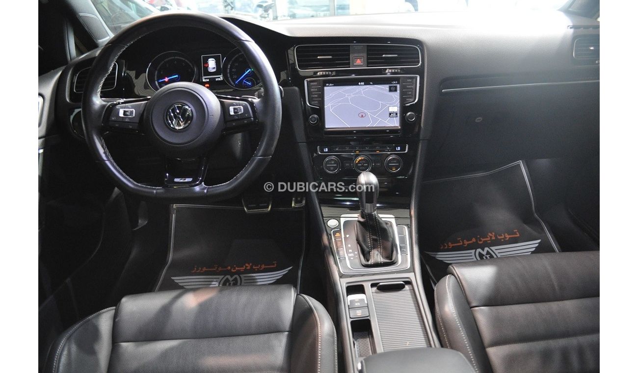 Used Volkswagen Golf R 2016 for sale in Dubai - 116614