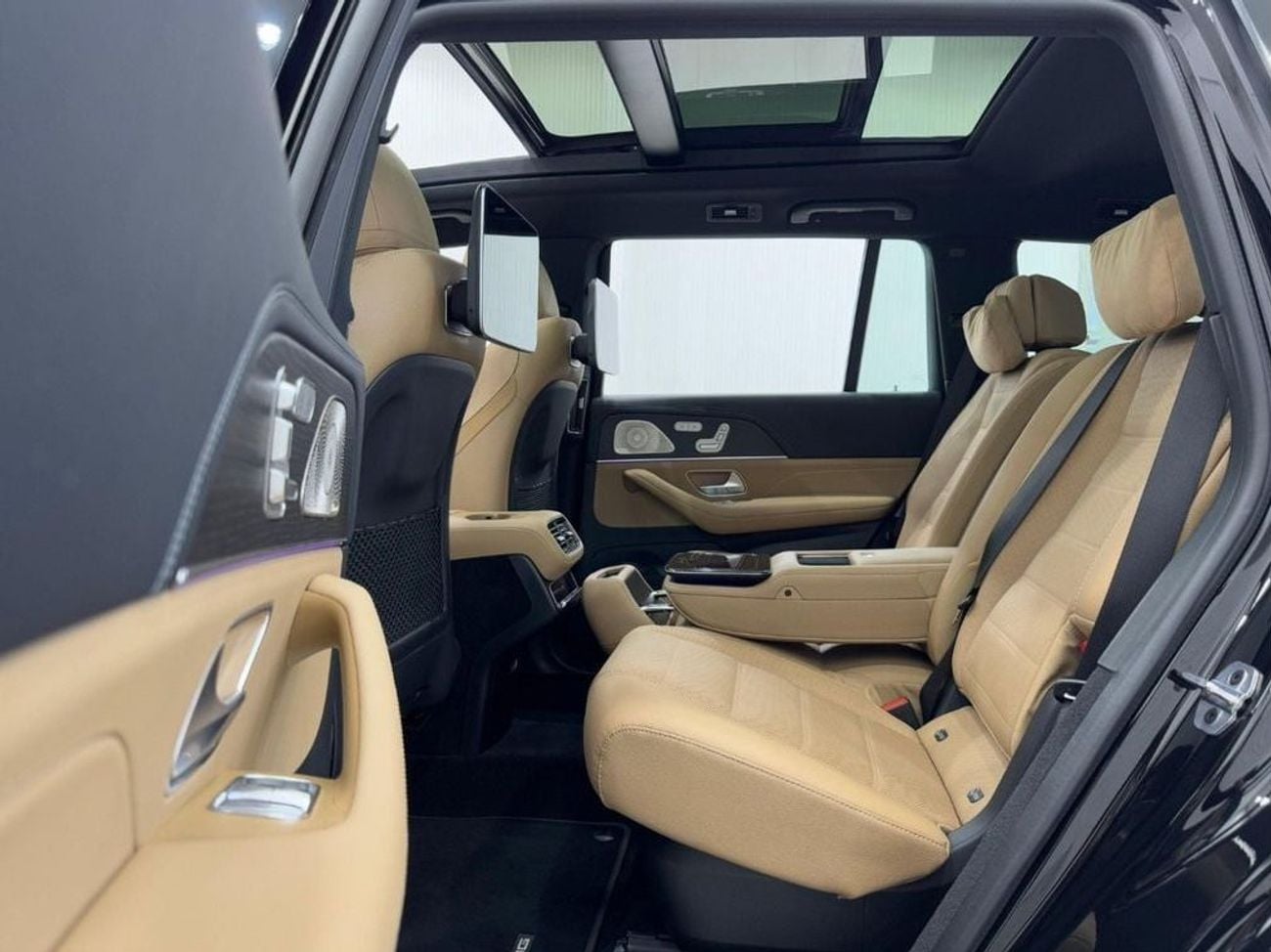 مرسيدس بنز GLS 580 2024 Mercedes Benz GLS580 AMG 4Matic, Jan 2029 Mercedes Warranty, Full Mercedes Service History, GCC