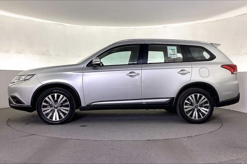 Mitsubishi Outlander GLX Midline | National Day Celebration | Guaranteed Warranty | 0 Down Payment