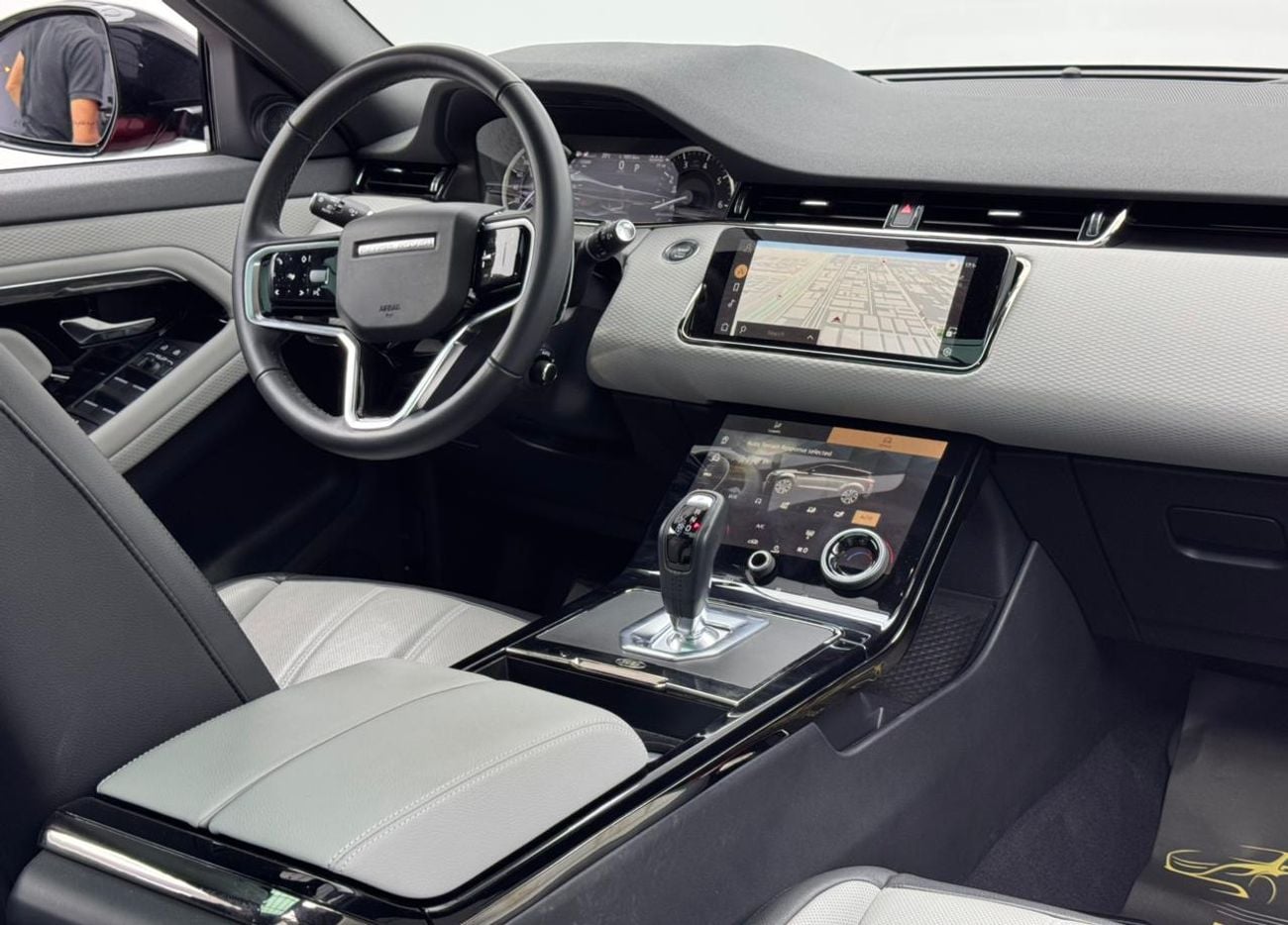 لاند روفر رانج روفر إيفوك P200 R-Dynamic S 2.0L 2023 Range Rover Evoque P200 S R-Dynamic, 2028 LR Warranty, Full LR Service Hi