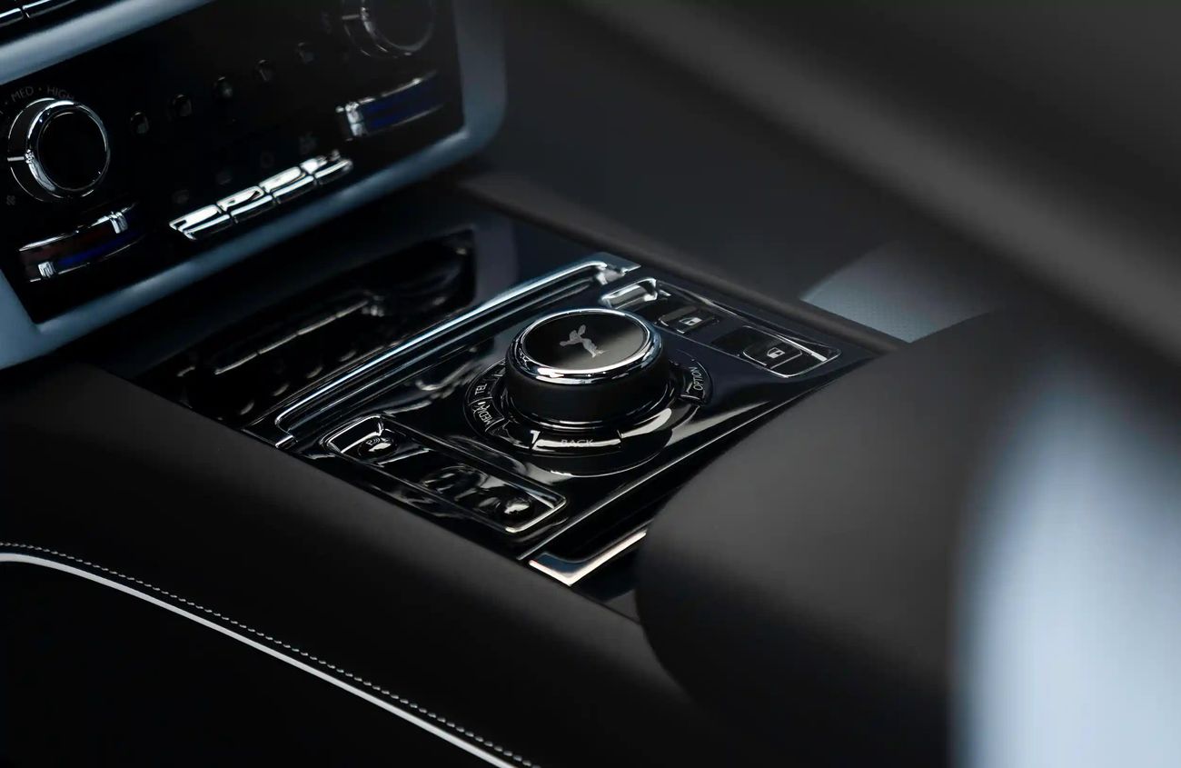 رولز رويس سبيكتر Dual Electric Motors | Warranty