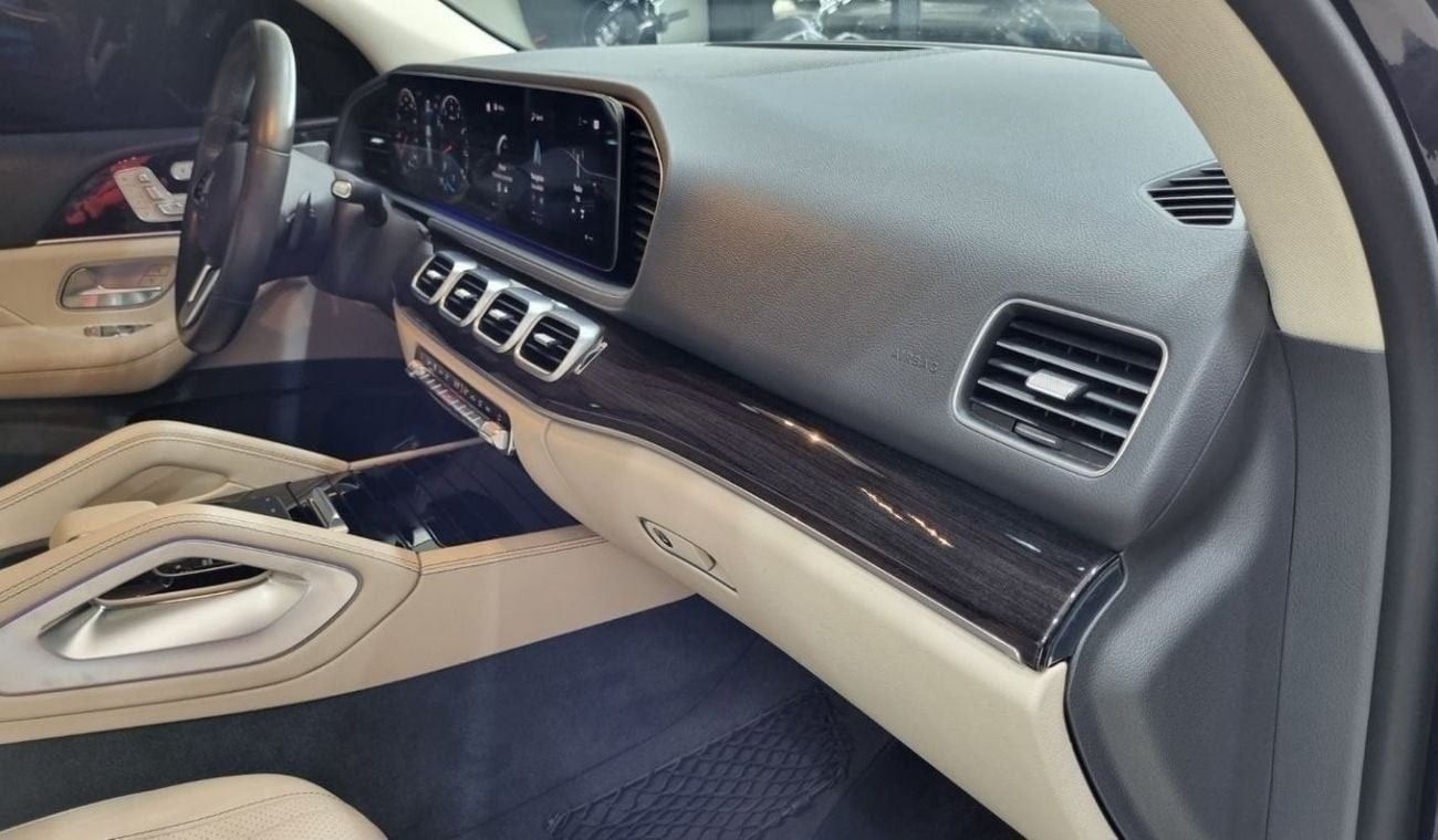 Mercedes-Benz GLE 350 MERCEDES GLE 350 2020 7 SEATER ORIGINAL PAINT IN BEAUTIFUL CONDITION FOR 150K AED