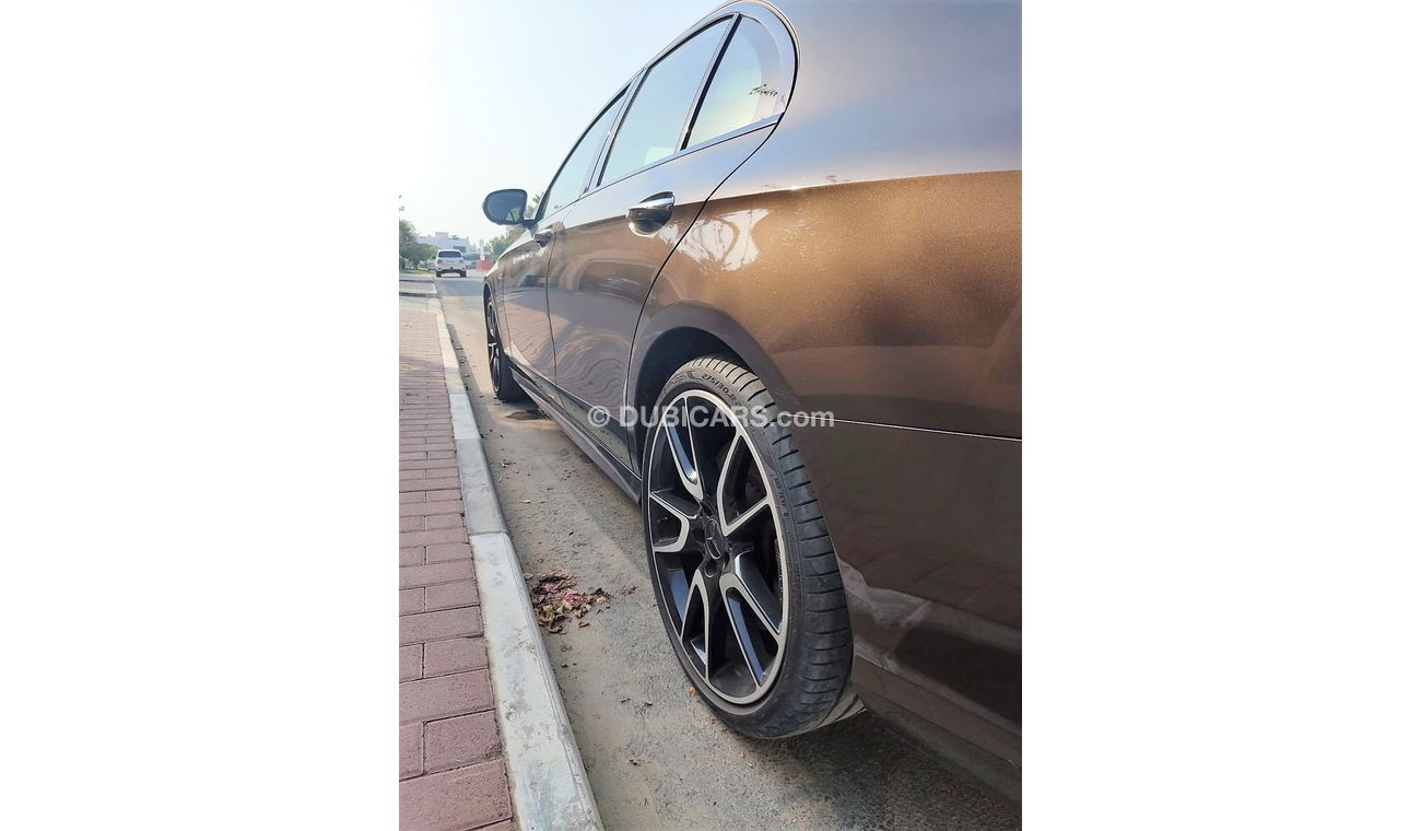 Mercedes-Benz E 43 AMG 3.0L V6 biturbo