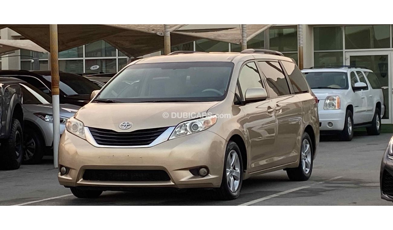 تويوتا سيينا