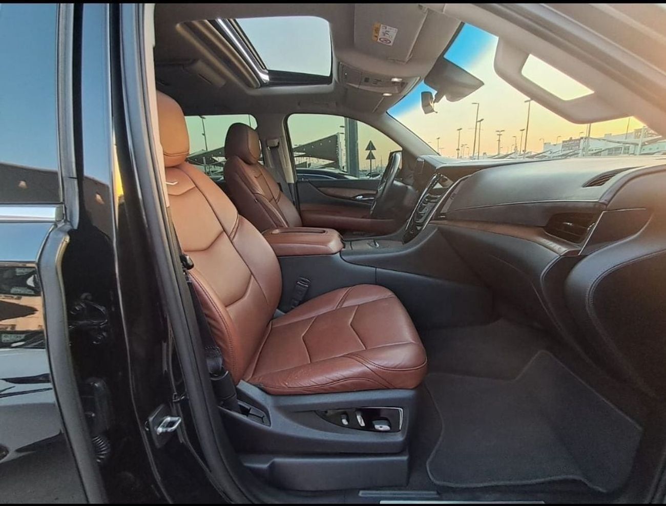 كاديلاك إسكالاد L Platinum 6.2L