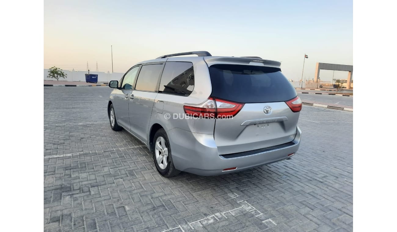 Toyota sienna dubai Toyota sienna dubai