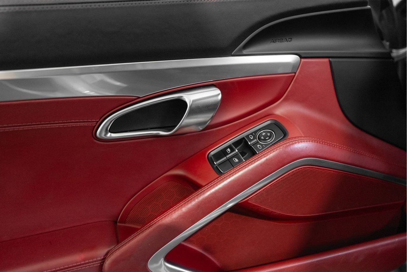 Porsche 718 Boxster Std 2.0L A/T