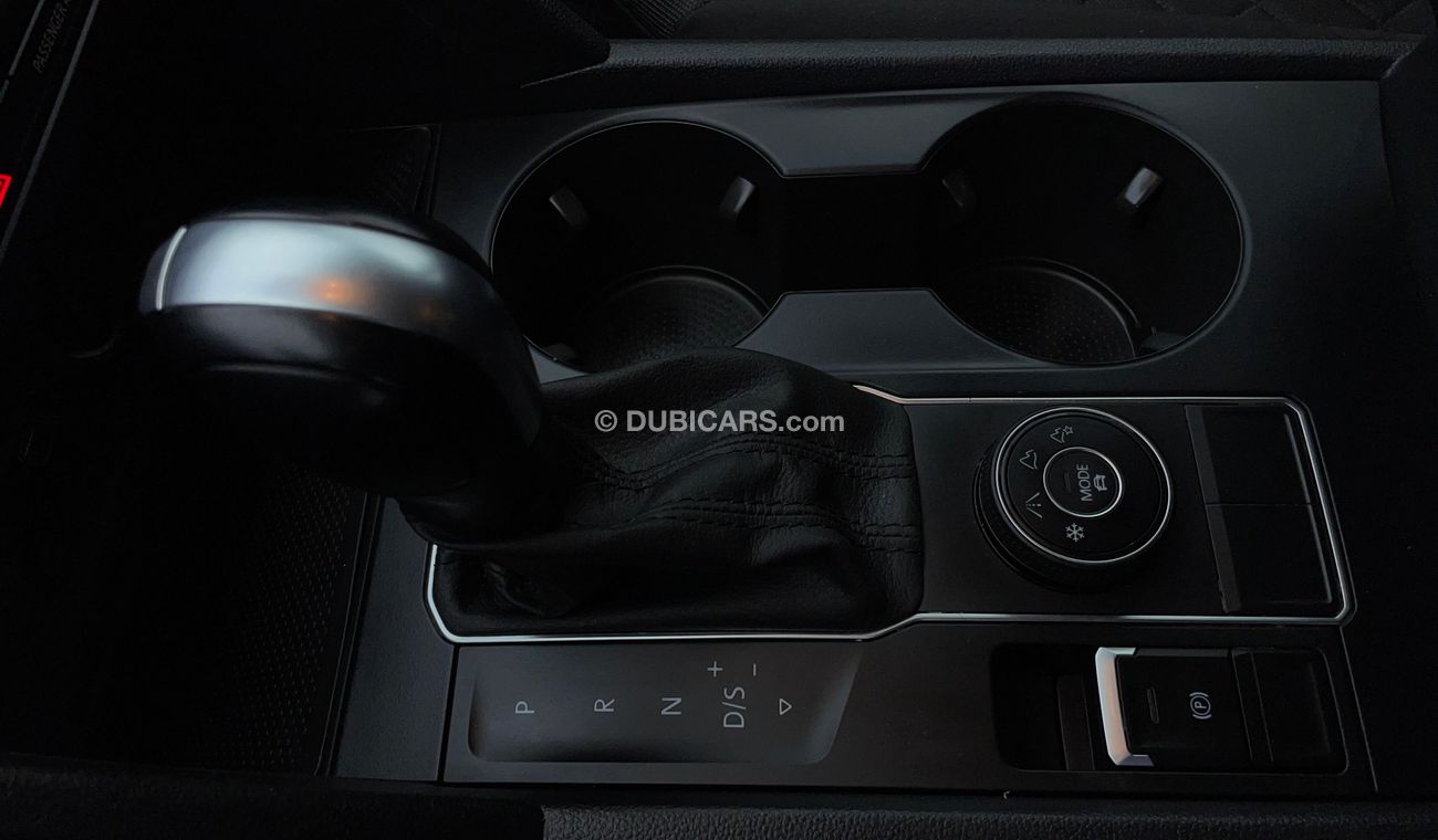 Volkswagen Teramont S 2 | Under Warranty | Inspected on 150+ parameters