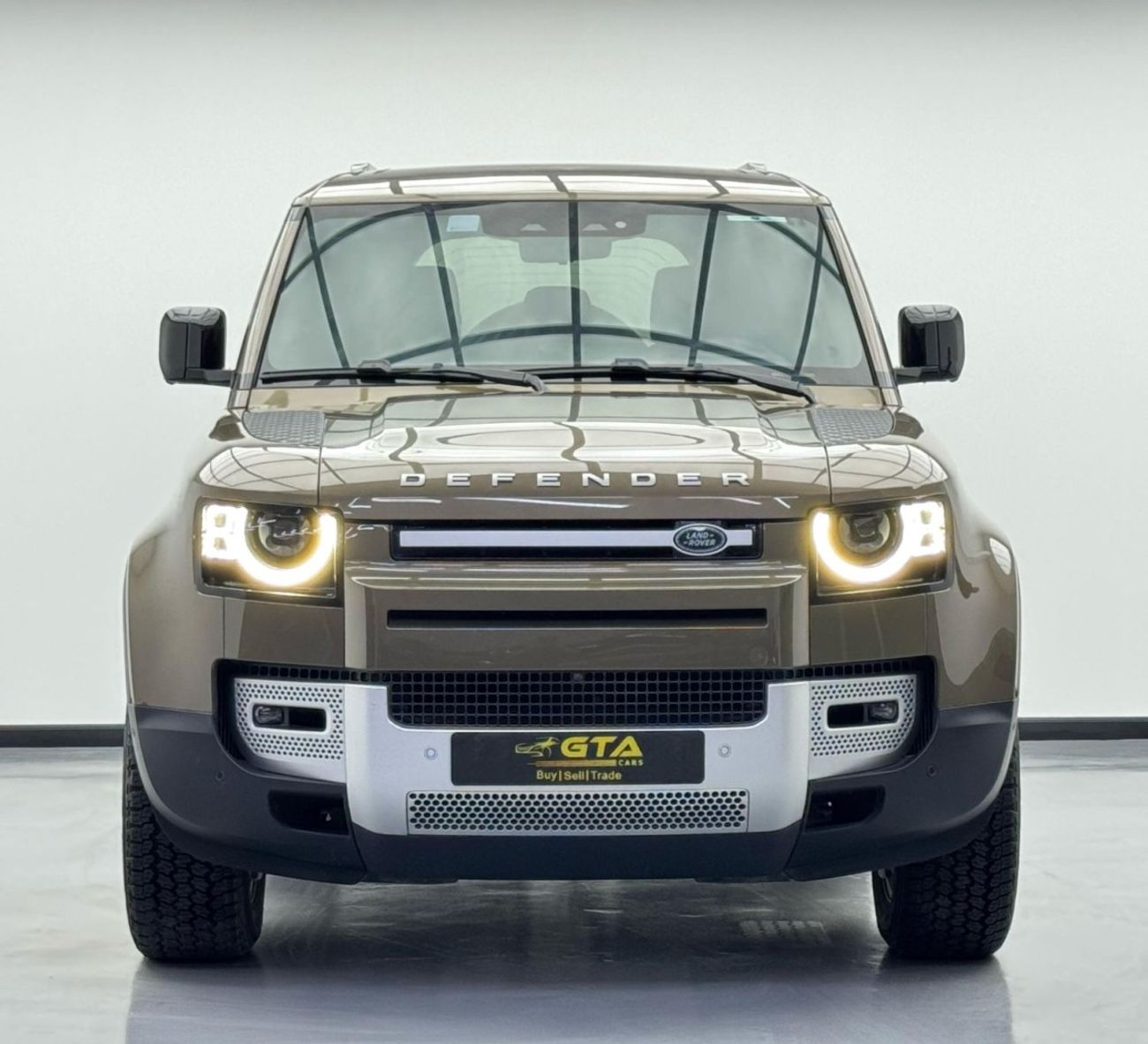 Land Rover Defender 110 HSE P400 3.0L 2024 Land Rover Defender 110 P400 HSE, 2028 Land Rover Warranty, Very Low Kms, GCC