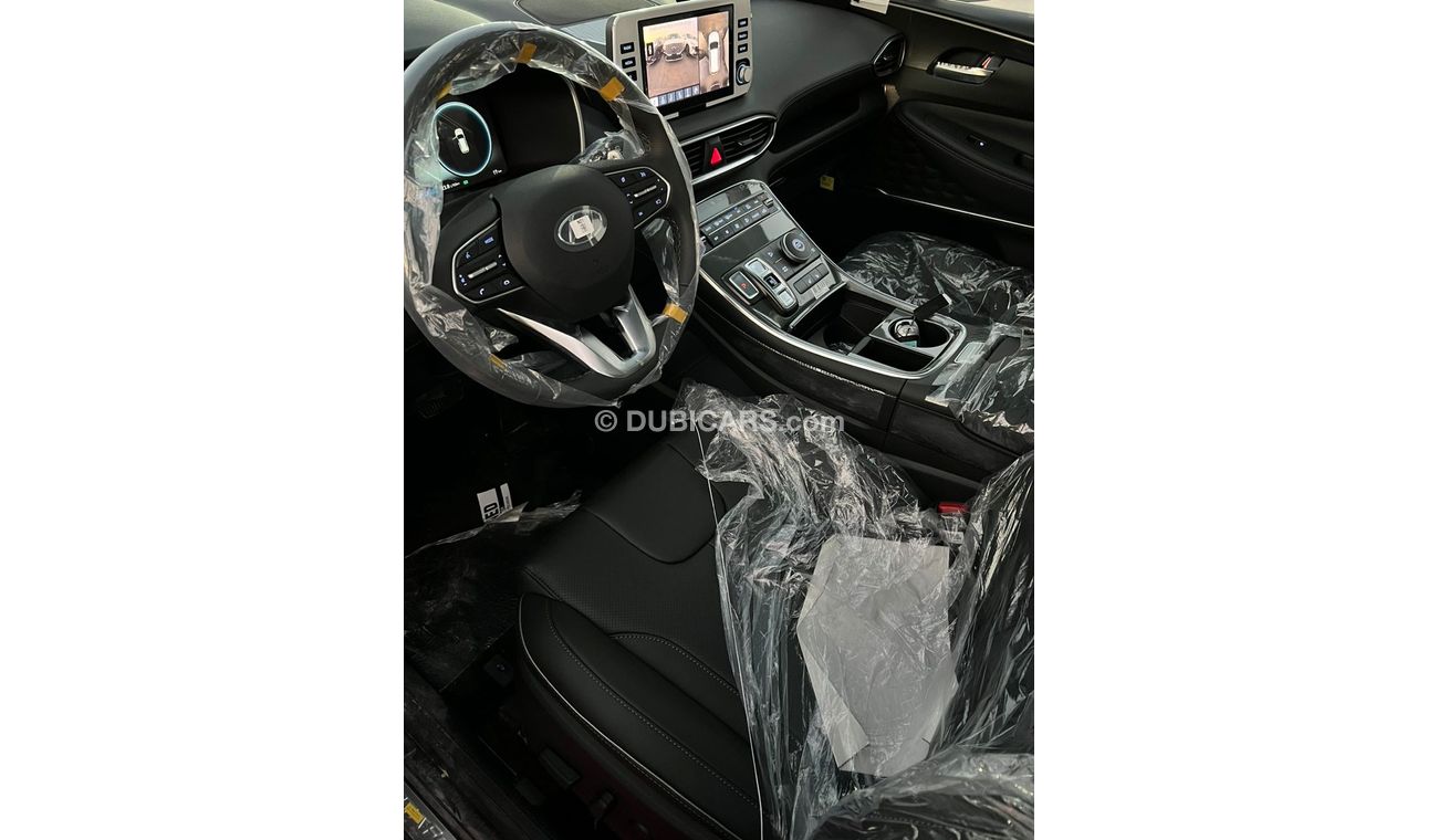 Hyundai Santa Fe 2.5 L 4x4 Panoramic roof  360 camera  Heated seat  Ventilation seat