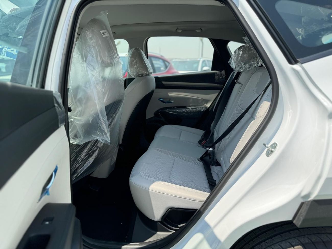 هيونداي توسون HYUNDAI TUCSON 1.6T - 2025 MODEL - WHITE COLOR