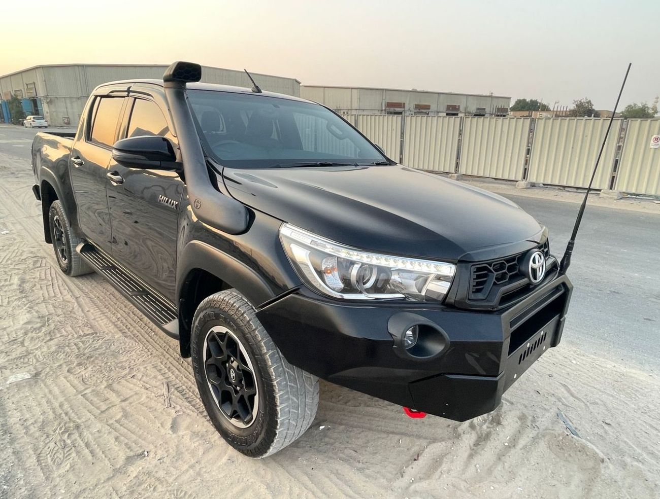 Toyota Hilux RIGHT HAND VEHICLE ONLY FOR EXPORT MT