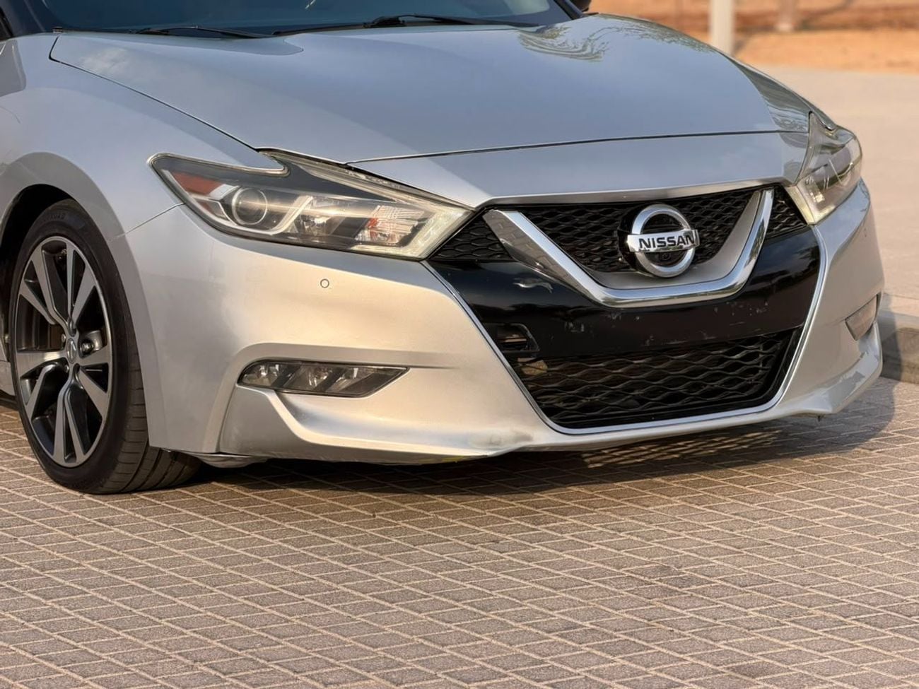 Nissan Maxima PLATINUM (NON GCC)