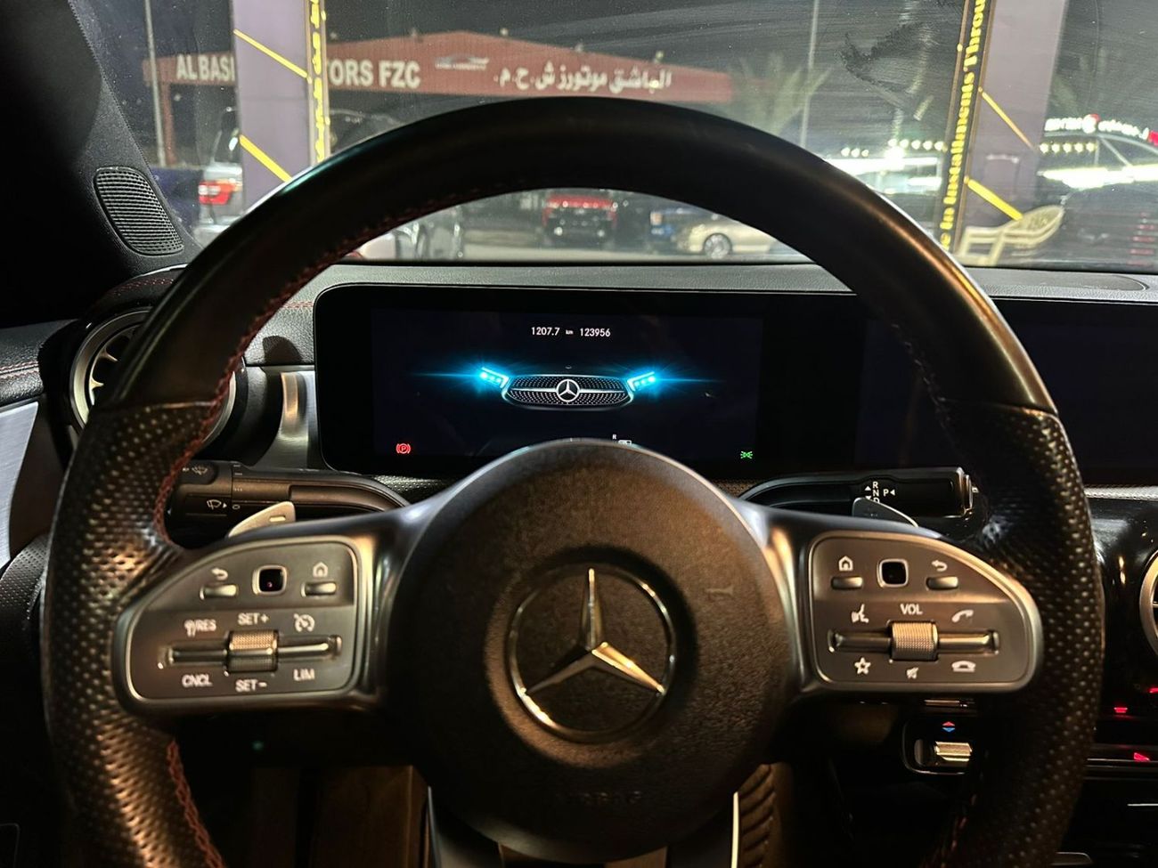 Mercedes-Benz CLA 250 Std 2.0L (224 HP)