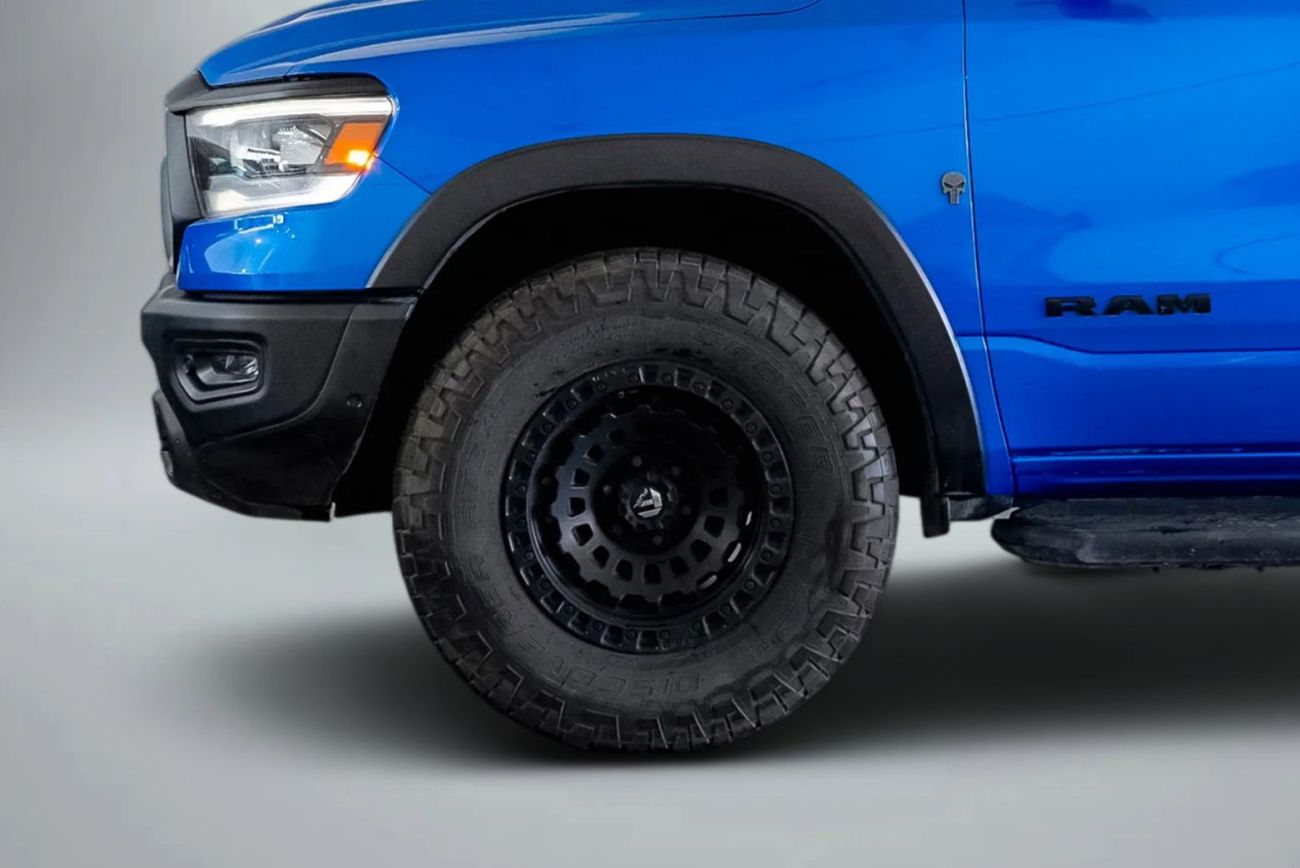 RAM 1500 Rebel 5.7L Crew Cab Utility (5 Seater)