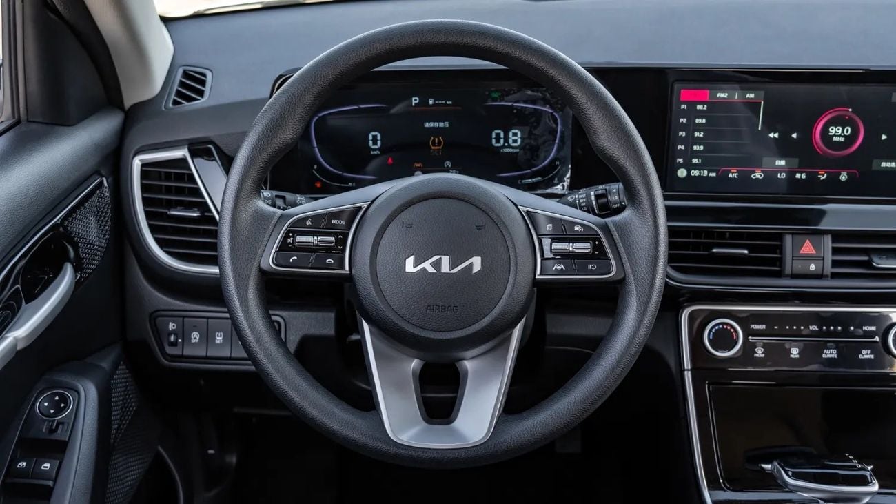 كيا سيلتوس 2025 | KIA SELTOS 1.5L IVT LUXURY EDITION WITH BLACK ROOF + ELECTRIC SEAT