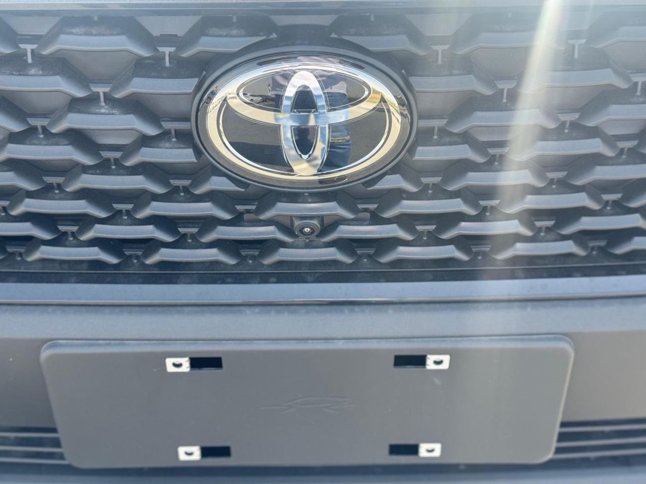 Toyota Corolla Cross TOYOTA CROSS WITH RARE CAMERA ,POWER TAILGATE , 2.0  HYBRID MY 2025