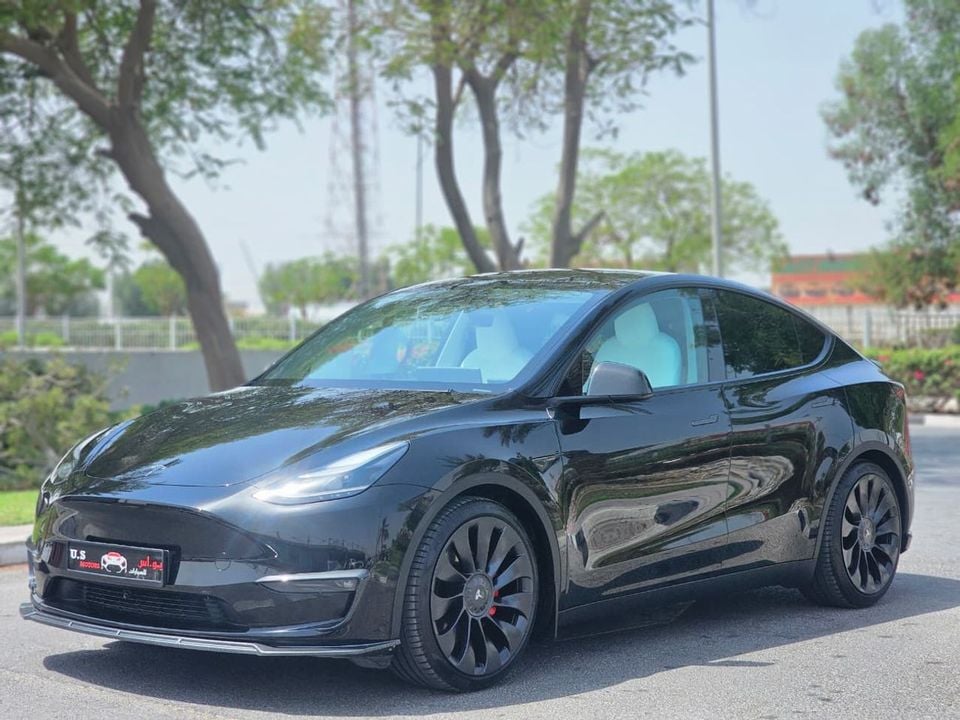 Used Tesla Model Y Performance (AWD) 2023 for sale in Dubai - 899600