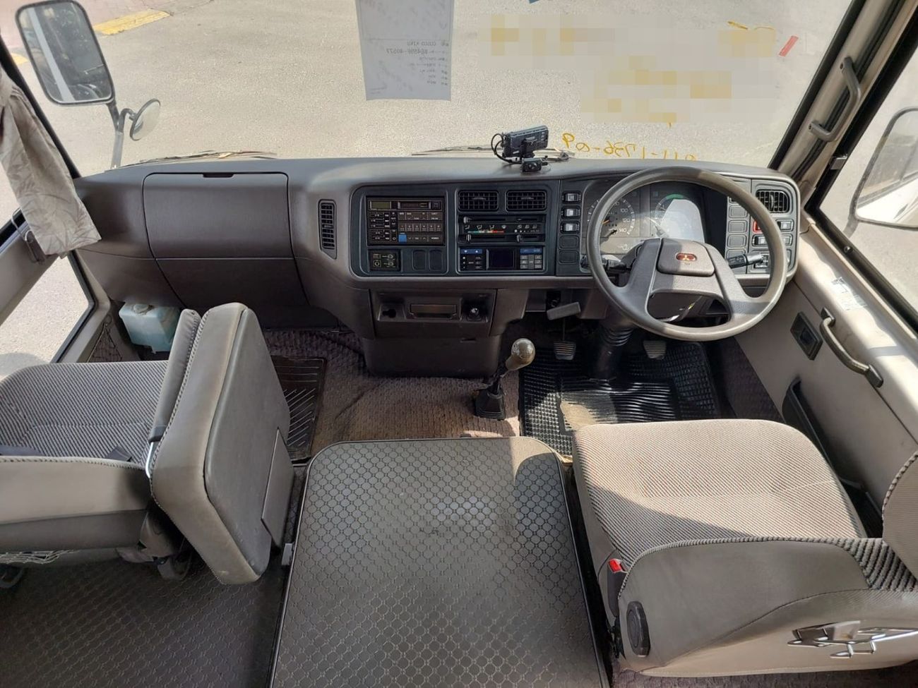 Mitsubishi Rosa (RAMADAN OFFER) MITSUBISHI ROSA BUS RHD 1996 MODEL 3.9 L DIESEL MANUAL(PM40577)