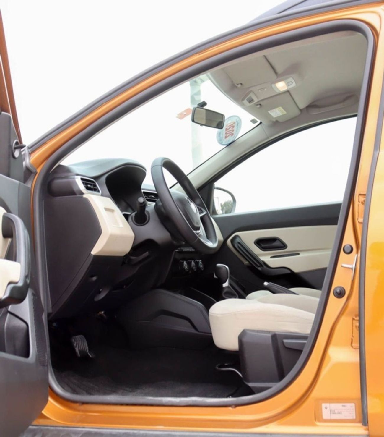 Renault Duster SE 1.6L Renault Duster  2020 GCC  1.6L accident-free  in excellent condition  410 P.M