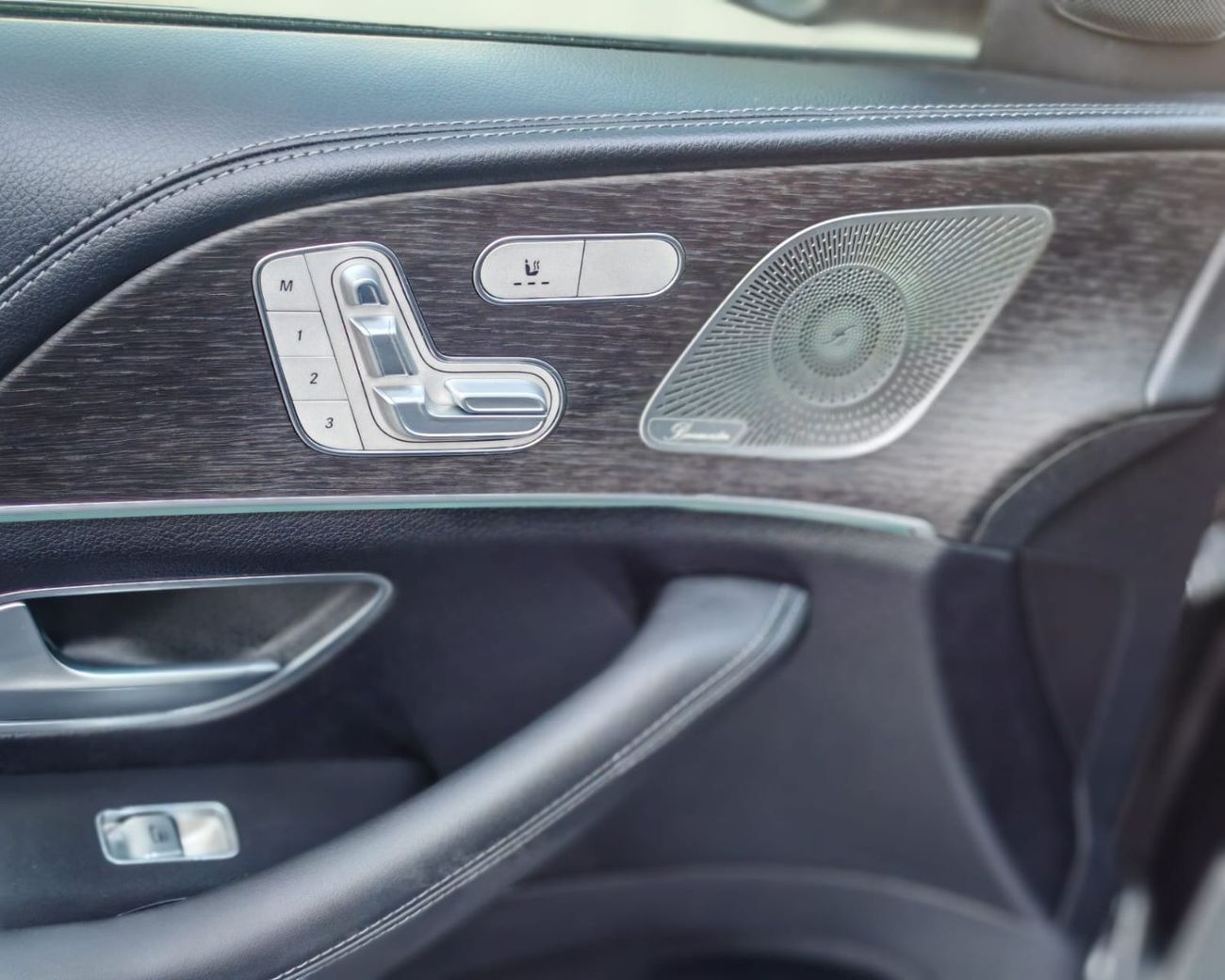 مرسيدس بنز GLE 400d MERCEDES BENZ GLE400D 2022 MODEL DIESEL