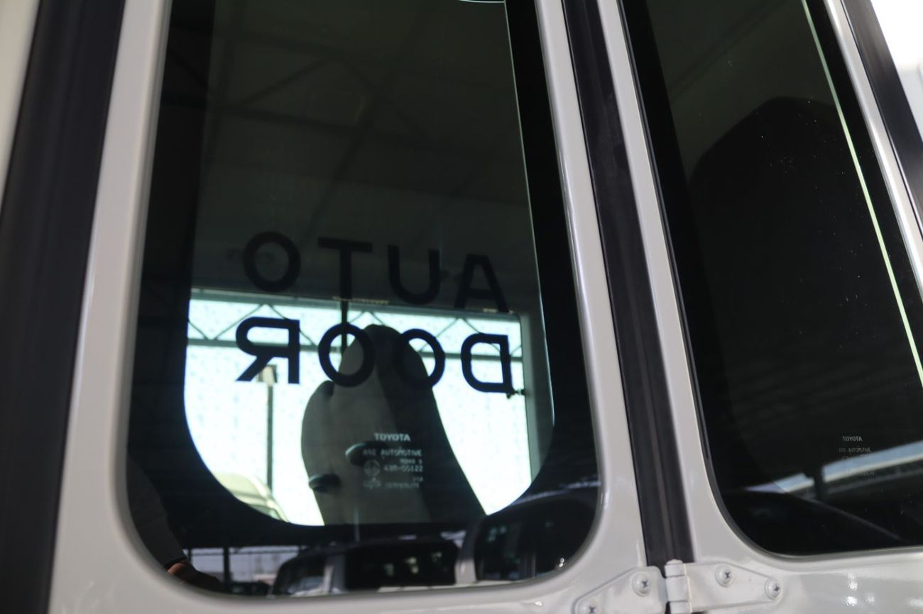 Toyota Coaster 2.7 COASTER **EXPORT ONLY**التصدير فقط خارج الخليج***